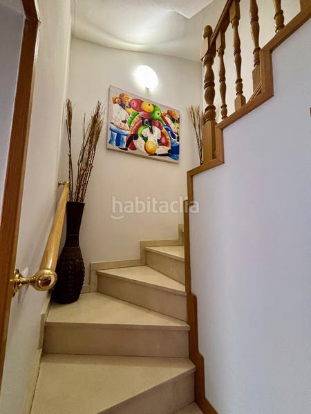 Foto 49892ef4-680a-4e39-a6b5-3a2dd55139ed. Semi detached house with heating parking pool in Laguna Park Parla