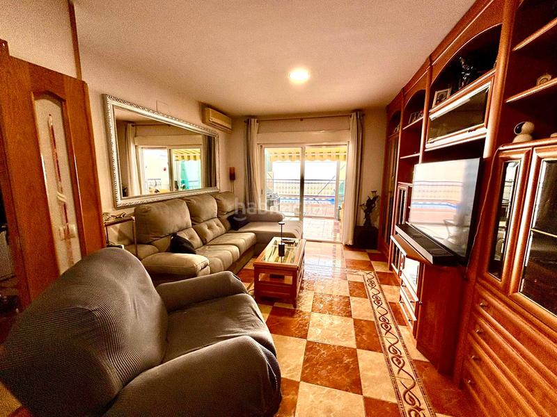 Foto 6832922d-e8c5-4796-bbf1-cb9aafa402d3. Semi detached house with heating parking pool in Laguna Park Parla