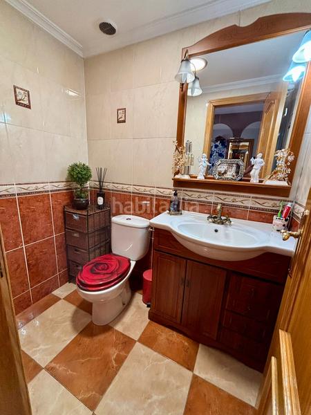 Foto 70a7fc6b-6b83-40df-8d2e-955c56137729. Semi detached house with heating parking pool in Laguna Park Parla