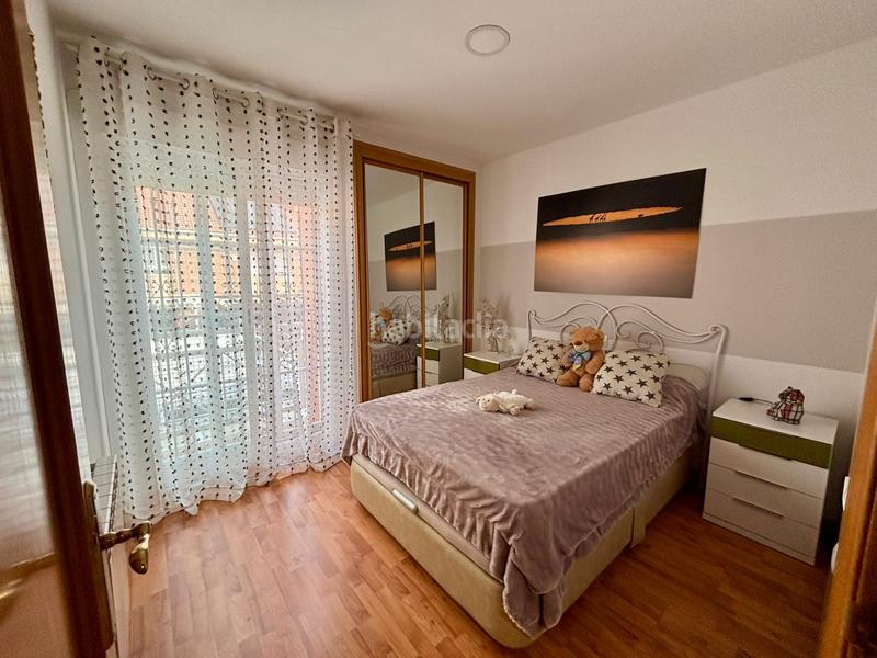 Foto b12f97f9-12a6-4e2b-834c-ccc0da176344. Semi detached house with heating parking pool in Laguna Park Parla