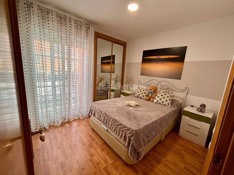 Foto c74154a3-d9f0-42ae-a194-903ad812b9e9. Semi detached house with heating parking pool in Laguna Park Parla