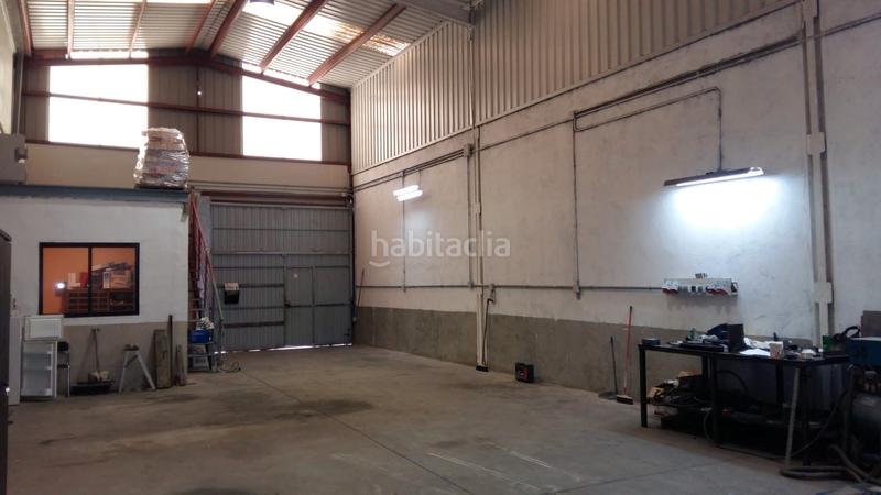 Foto 3b8c73cc-d7ca-4356-adfb-ac38da478b1f. Capannone industriale in Altos del Olivar-El Caracol Valdemoro