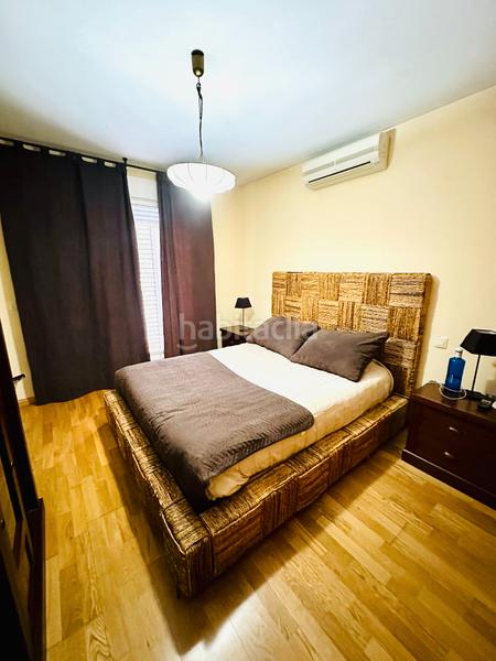 Foto eef2dc08-61e6-4002-bbc3-8677aad5976d. Casa pareada en Parla este Parla