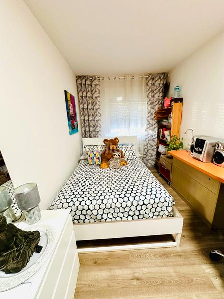 Foto 2c071915-54ed-46e8-b2c2-b4de3f158073. Pis amb calefacció aparcament piscina a Parla este Parla