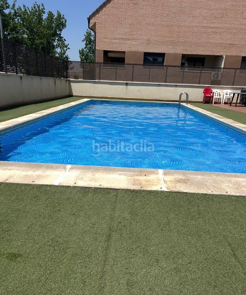 Foto 031b27cf-491f-4abd-a85f-8a7a1ef0b34e. Casa adossada amb calefacció aparcament piscina a Casarrubios del Monte