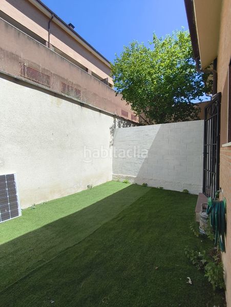 Foto d7fb339d-d7c5-4c27-a866-32949eb536c1. Casa adossada amb calefacció aparcament piscina a Casarrubios del Monte