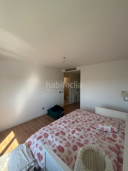 Foto 10bbc14d-6e38-4991-baf2-483254578381. Àtic amb calefacció aparcament piscina a Las Castañeras - Bulevar Arroyomolinos
