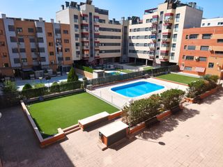 Etagenwohnung in Calle Cardenal Vicente Enrique y Tarancón