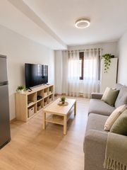 Pis  Calle numancia. Black house servicios inmobiliarios vende acogedor y moderno pis