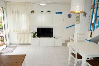 Semi detached house in Martin Alonso Pinzon