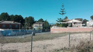 Terreno residenziale  Salomo. Parcela urbana para dos chalets adosados o uno individual