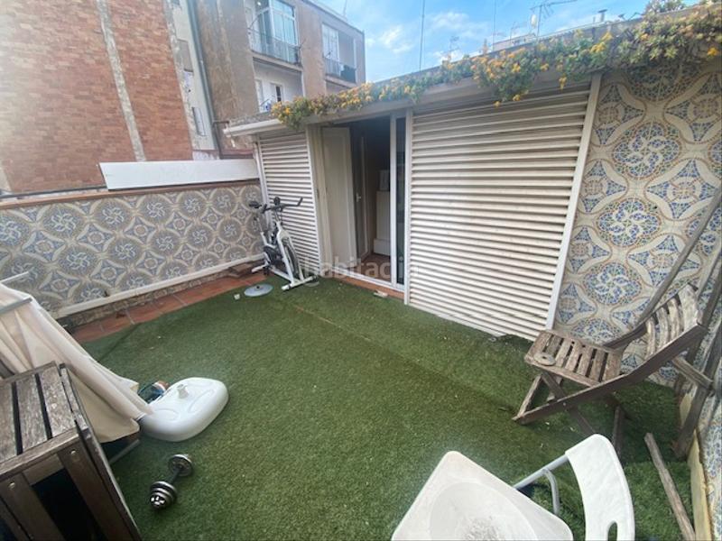 Foto 383a85dd-ae5f-4a0a-b3ae-bc0f5fc6c300. Casa vivienda unifamliar con posibilidad de separar en 3 viviendas en Cornellà de Llobregat