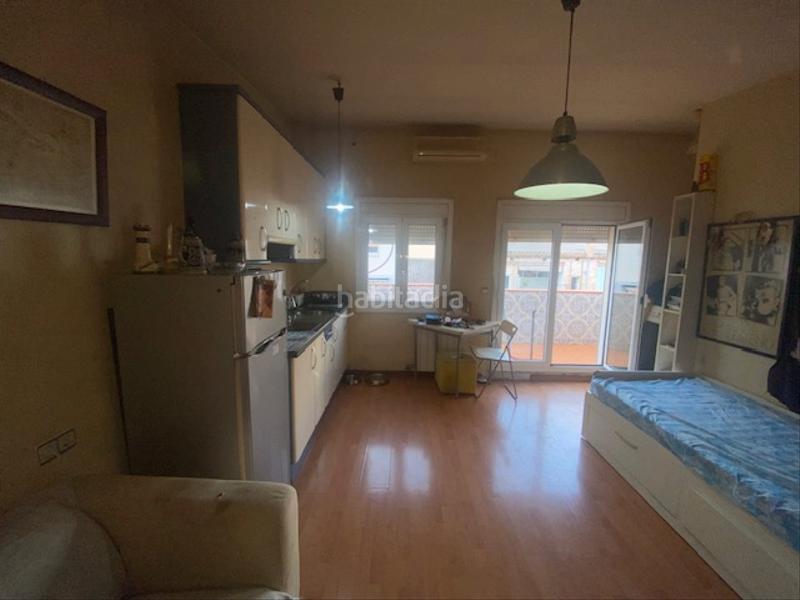 Foto 6de00813-6ede-4103-ad2a-297e568609bf. Casa vivienda unifamliar con posibilidad de separar en 3 viviendas en Cornellà de Llobregat