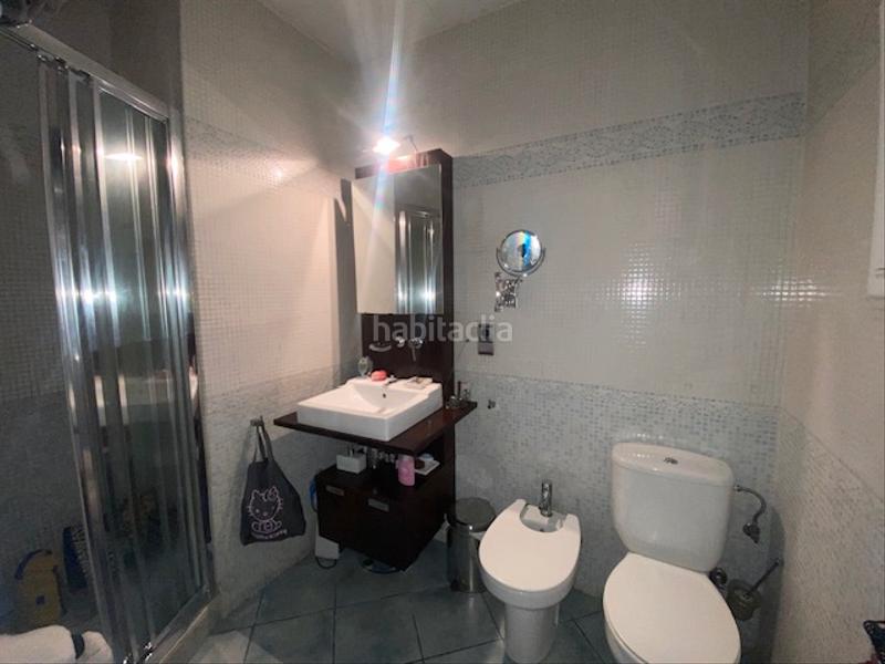 Foto f2861eb4-9d0a-495f-81c9-c630fb9a7d2a. Casa vivienda unifamliar con posibilidad de separar en 3 viviendas en Cornellà de Llobregat