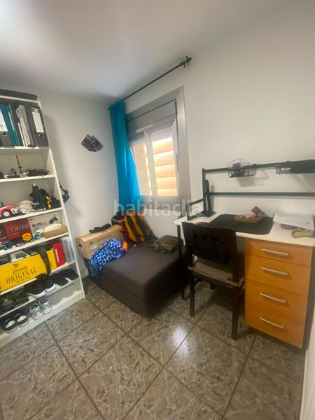Foto bad53faf-5bda-490b-894b-f0bd05005a6c. Pis a carrer de la palma 91 a Els Merinals Sabadell