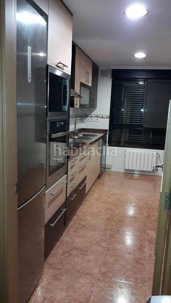 Foto ee04a611-0c87-41a9-8520-df8dc7a3395b. Lloguer pis amb calefacció aparcament piscina a Zona Nord Alcoi