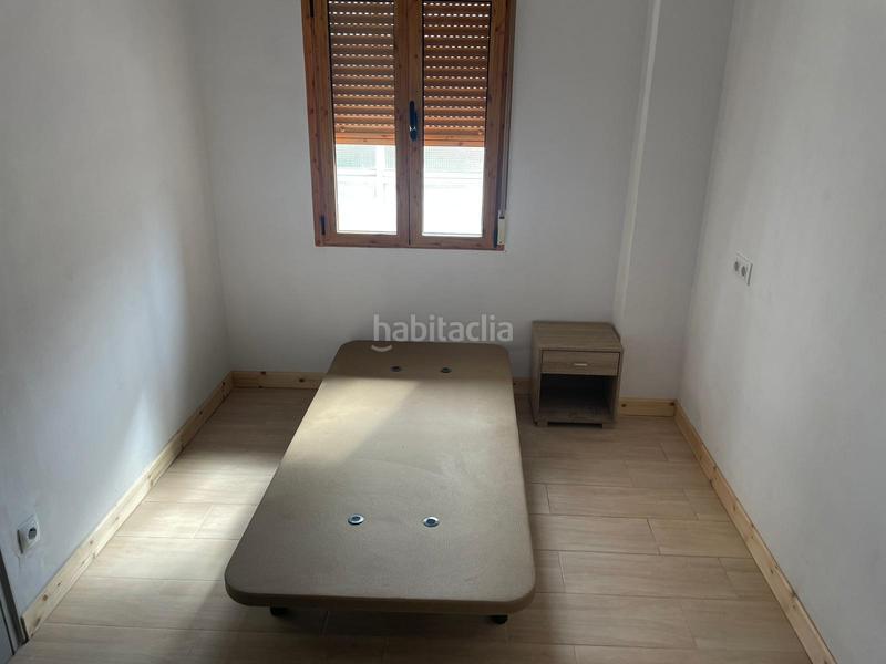 Foto 419468f2-6e45-42e4-91ea-e73599fd7997. Alquiler piso en Centre-Zona Alta Alcoi