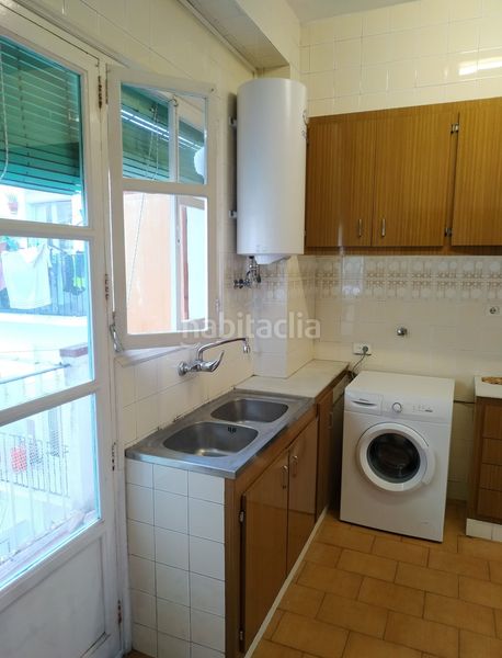 Foto 235007d7-dc87-4327-86ad-eec2cc13a281. Rent flat with heating in Eixample Alcoi
