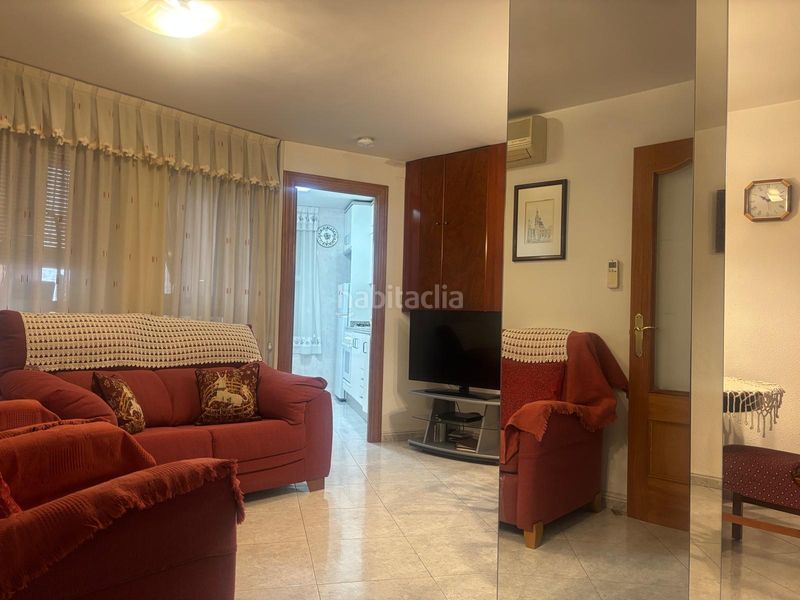 Foto f87f3cdc-a4f8-40f7-81ce-8f52f766c1f6. Pis amb calefacció a Zona Nord Alcoi