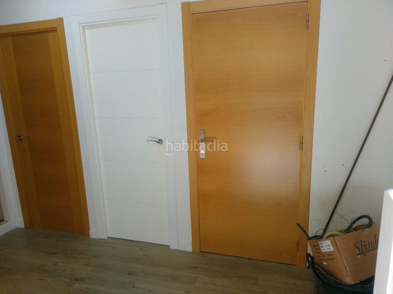 Foto 0efd1a4e-3862-42d0-9890-40e8510b80e0. Local comercial a Eixample Alcoi