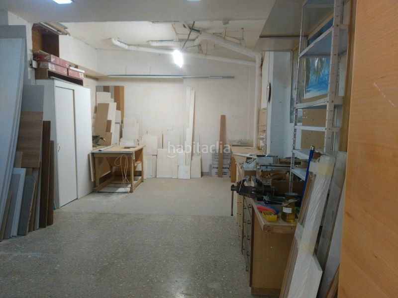 Foto 1fb14b06-515a-4722-969c-bc1dd5f31f7d. Local comercial a Eixample Alcoi