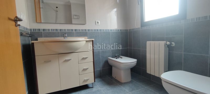 Foto c2c566cc-19be-424a-983a-f95429060085. Rent flat with heating parking pool in Zona Nord Alcoi