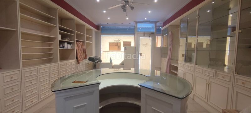 Foto 5bcdecdd-0021-41fe-b5cb-781176a9593a. Business premise in Eixample Alcoi