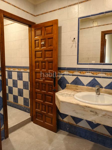Foto 21ceee4a-65fc-4825-9721-94bca59a75a3. Rent business premise in Eixample Alcoi