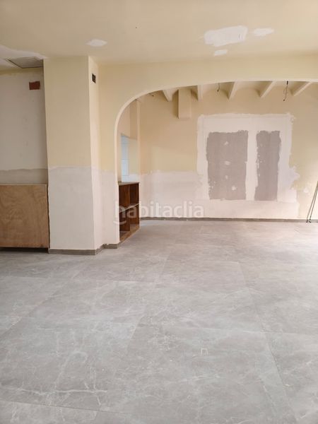 Foto 7c73f419-7da1-4bb2-8775-43f67a745a41. Lloguer local comercial a Eixample Alcoi