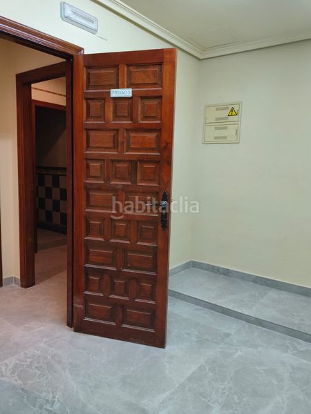Foto a4b6e88d-1bc7-4dd2-bf63-66e796ea876a. Lloguer local comercial a Eixample Alcoi