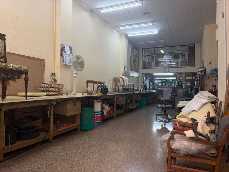 Foto cf5368cd-3450-4733-b168-4bfe556efd18. Local comercial a Zona Nord Alcoi
