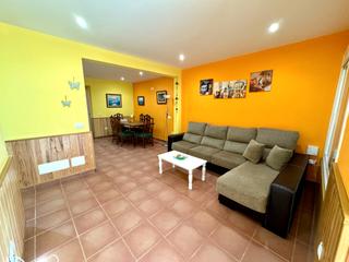 Lloguer Casa adossada a La Salud. Alquiler casa en la salud