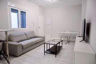 Miete Etagenwohnung  Calle de quevedo. Alquiler piso en la salle