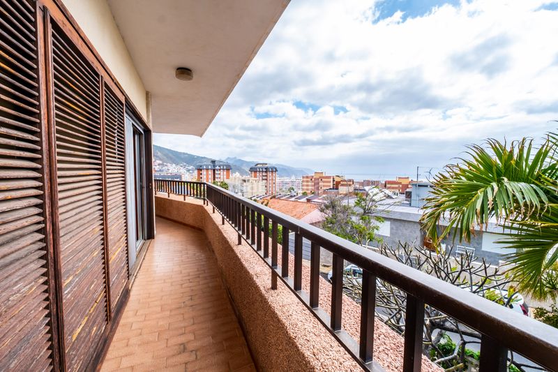 Foto e9d6571c-9fdd-47ae-beb1-4df8c2a09972. Chalet exclusivo chalet independiente en una de las mejores zonas de tenerife: zona tristán, . en Santa Cruz de Tenerife