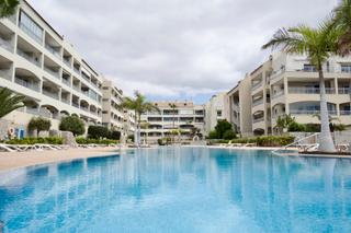 Apartamento  Calle ruiseñor. Venta de apartamento con terraza privada en urbanización el palm