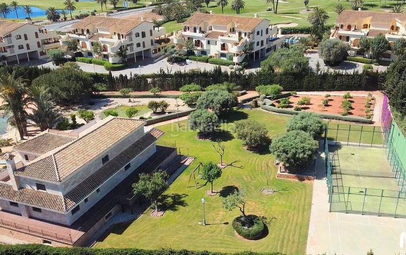 Foto 162f24ec-75ee-44d6-bdd6-e49430aa36f6. Xalet amb calefacció aparcament piscina a La Manga Club Cartagena