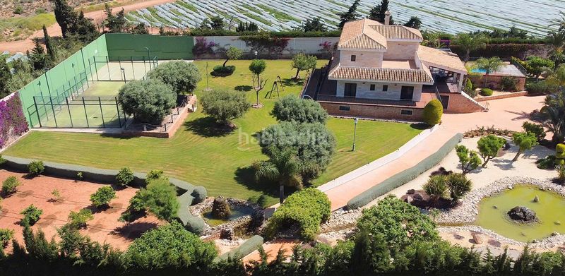 Foto f7d642c1-62bc-469f-8561-a892583d011c. Xalet amb calefacció aparcament piscina a La Manga Club Cartagena