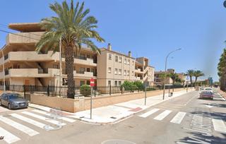 Pis a Los Narejos_Punta Calera. Piso amueblado con piscina comunitaria