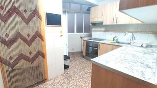 Location Appartement à Calle capitanes ripoll 12. Piso para estudiantes