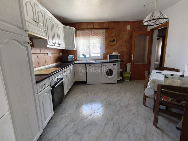 Foto 10a87012-a9e1-4508-ba05-c2f4e70f6192. Chalet  con piscina en Cala Advocat-Baladrar Benissa