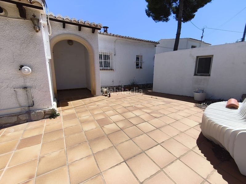 Foto 3a68b23e-a904-49c8-adce-63add6a837d1. Chalet  con piscina en Cala Advocat-Baladrar Benissa