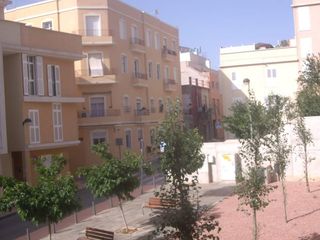 Miete Etagenwohnung  Calle san crispín 27. Piso para estudiantes