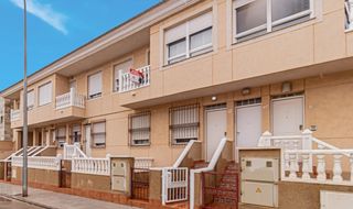 Reihenhaus  Calle mayor 6. Dúplex adosado con garaje