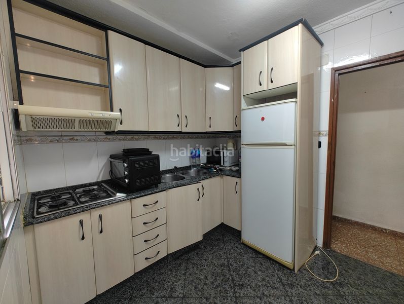 Foto 7f64994a-5761-4135-9280-1eaf4a46d2c0. Pis a calle antonio machado 87 a Torres de Cotillas (Las)