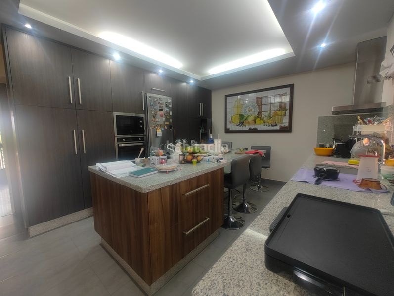 Foto 18742844-44a1-451c-9c03-f9be1bae81fe. Xalet amb xemeneia calefacció aparcament a Torres de Cotillas (Las)