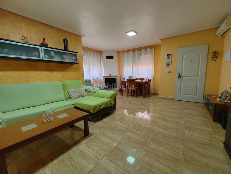Foto 1f71e156-e5bf-46a8-9811-71f07ba5f649. Casa aparellada amb xemeneia calefacció aparcament a Torres de Cotillas (Las)