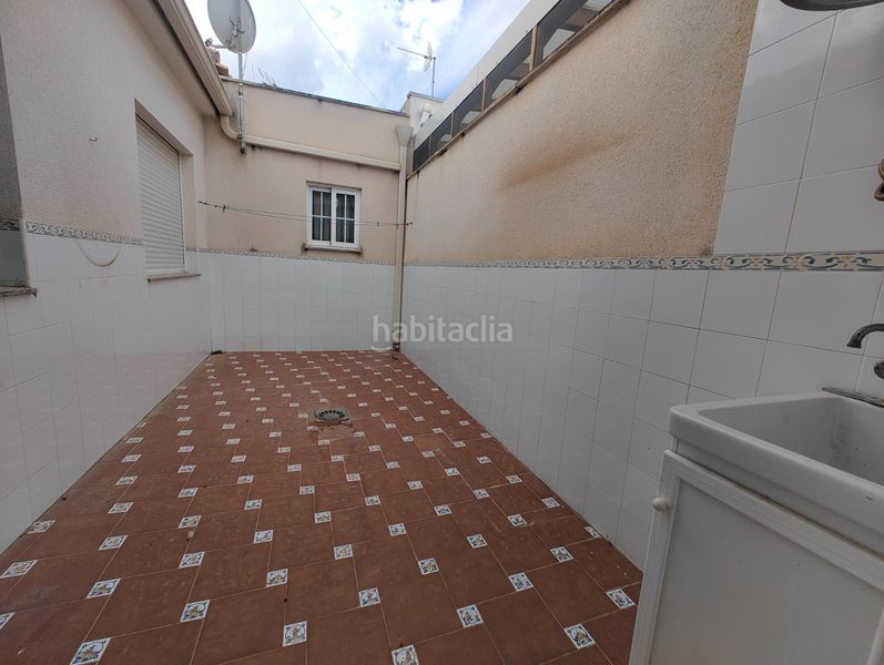 Foto c533fba1-6e89-4a2a-9c03-d1ac5273e706. Casa adossada amb xemeneia calefacció aparcament a Torres de Cotillas (Las)