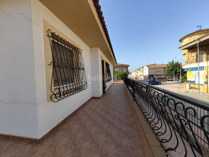 Foto bac462a2-c884-45c6-bec8-0a7537d2f15b. Xalet amb xemeneia aparcament piscina a Torres de Cotillas (Las)