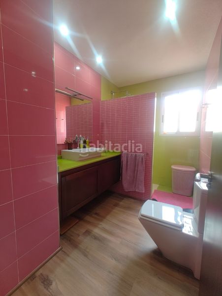 Foto f4c0c217-f02b-4d05-877f-9a18bd71c91a. Casa aparellada amb aparcament a Torres de Cotillas (Las)