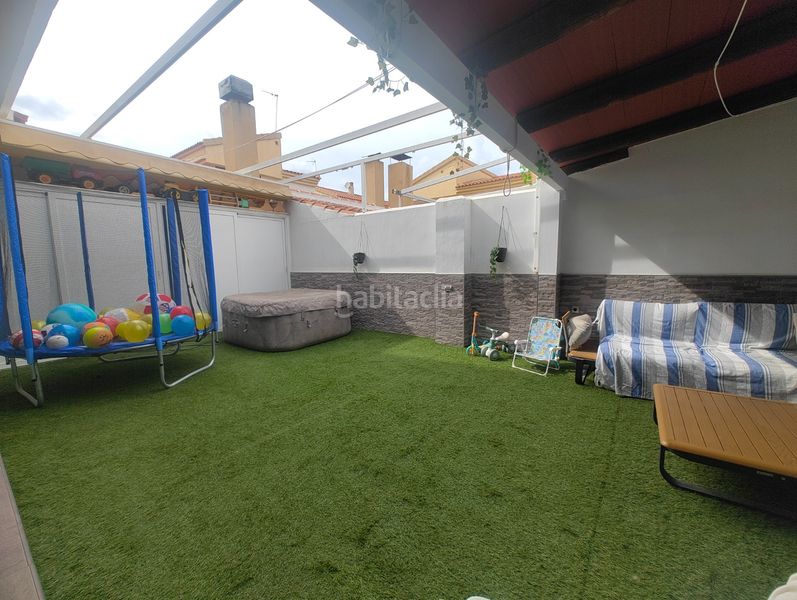 Foto 904e03fc-7c3a-4a87-b318-54a9edac632f. Casa bifamiliare con parcheggio in Torres de Cotillas (Las)